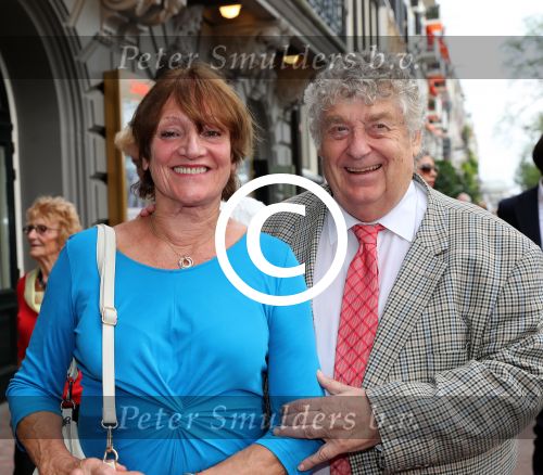 Amsterdam, 23 Augustus 2017 Premiere van Het Zwanenmeer
Tonny Eyk met zijn vrouw