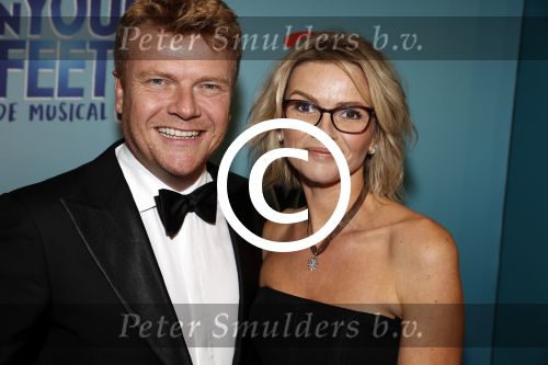 Utrecht 29 oktober 2017
Premiere on your feet in beatrixtheater in Utrecht. Bastiaan Ragas met zijn vrouw Tooske en hun kinderen