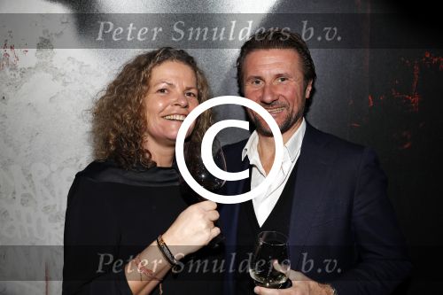 Scheveningen 7 november 2017
Noekpresentatie DEAL van Rob Jansen geschreven door Michiel v Egmond. Twan Scheepers met zijn vrouw Carola