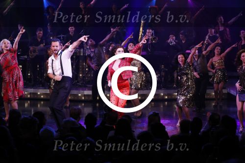 Utrecht 29 oktober 2017
Premiere on your feet in beatrixtheater in Utrecht. Hoofdrolspelers Jim Bakkum Vajen v d Bosch Nurlaila en Ellen Evers