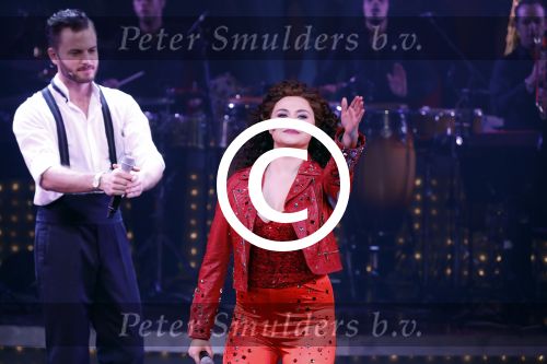 Utrecht 29 oktober 2017
Premiere on your feet in beatrixtheater in Utrecht. Hoofdrolspelers Jim Bakkum Vajen v d Bosch Nurlaila en Ellen Evers