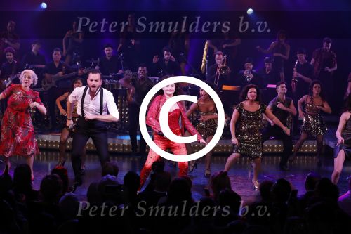 Utrecht 29 oktober 2017
Premiere on your feet in beatrixtheater in Utrecht. Hoofdrolspelers Jim Bakkum Vajen v d Bosch Nurlaila en Ellen Evers