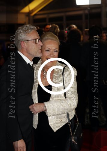 Amsterdam 12 oktober 2017 
Uitreiking televizierring in het afas live theater. Viola Holt met John Heuckerocth
