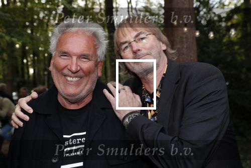 Hilversum 8 oktober 2018
Boek presentatie Peter Koelewijn bij wisseloord studioï¿½s. Het boek is geschreven door Tjerk Lammers.
Ad Bouman en Tjerk Lammers