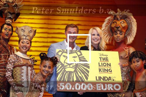 Scheveningen 17 oktober 2018
2 jaar de Lion King in het afas circustheater. Linda de Mol en Albert Verlinde