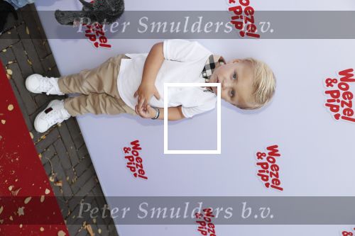 Den Haag 14 oktober 2018
Premiere Woezel en pip in koninklijke schouwburg Den haag. Monique Hazes kwam met haar zoontje Andre Hazes jr