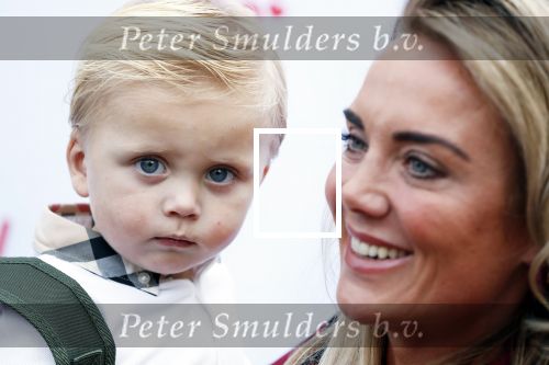 Den Haag 14 oktober 2018
Premiere Woezel en pip in koninklijke schouwburg Den haag. Monique Hazes kwam met haar zoontje Andre Hazes jr