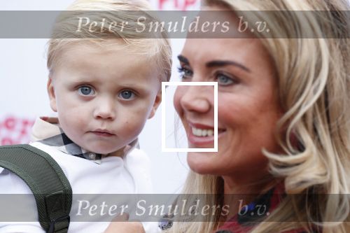 Den Haag 14 oktober 2018
Premiere Woezel en pip in koninklijke schouwburg Den haag. Monique Hazes kwam met haar zoontje Andre Hazes jr