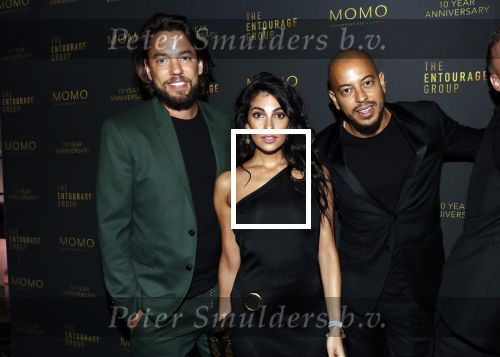 Amsterdam 4 oktober 2018
Feest ivm 10 jarig bestaan van Momo in Amsterdam. Anna Nooshin kwam samen met Thomas Dekker en Nassim Zeta aan.