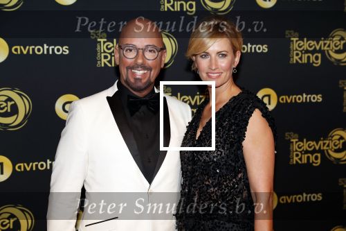Amsterdam 11 oktober 2018
Uitreiking televizierring in AFAS LIVE.
Beau v Erven Dorens in de grote winnaar. maik de Boer en Anouk Smulders