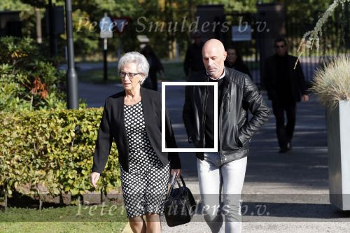 Leusden 4 en 5 oktober 2018
Herdenkingsdienst en crematie van Koos Alberts in crematorium Leusden. Arnoud Pleket kwam met zijn moeder