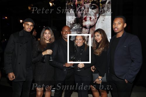 Halfweg 1 november 2018
Life after Football Gala (LAF) in the sugarfactory. Aron Winter met zijn vrouw Yvonnen hun dochters en vriendjes