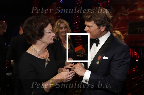 Amsterdam 11 oktober 2018
Uitreiking televizierring in AFAS LIVE.
Beau v Erven Dorens in de grote winnaar. Beau met ontwerpster ring