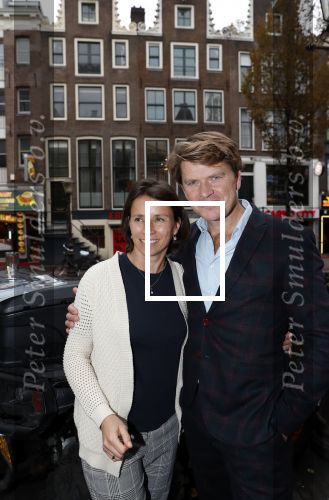 Amsterdam 5 november 2018
Presentatie Linda Man door Linda de Mol en Beau v erven Dorens. Beau had zijn vrouw Selly en kinderen meegenomen