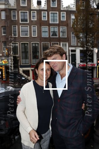 Amsterdam 5 november 2018
Presentatie Linda Man door Linda de Mol en Beau v erven Dorens. Beau had zijn vrouw Selly en kinderen meegenomen