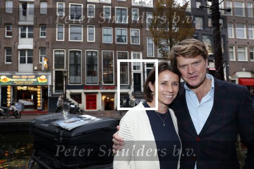 Amsterdam 5 november 2018
Presentatie Linda Man door Linda de Mol en Beau v erven Dorens. Beau had zijn vrouw Selly en kinderen meegenomen
