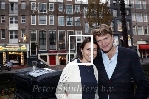 Amsterdam 5 november 2018
Presentatie Linda Man door Linda de Mol en Beau v erven Dorens. Beau had zijn vrouw Selly en kinderen meegenomen