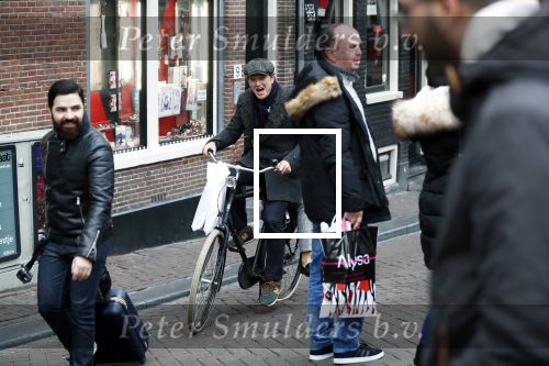 Amsterdam 5 november 2018
Presentatie Linda Man door Linda de Mol en Beau v erven Dorens. Beau had zijn vrouw Selly en kinderen meegenomen