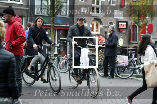 Amsterdam 5 november 2018
Presentatie Linda Man door Linda de Mol en Beau v erven Dorens. Beau had zijn vrouw Selly en kinderen meegenomen