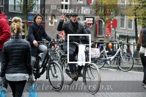 Amsterdam 5 november 2018
Presentatie Linda Man door Linda de Mol en Beau v erven Dorens. Beau had zijn vrouw Selly en kinderen meegenomen