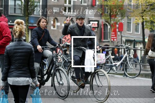 Amsterdam 5 november 2018
Presentatie Linda Man door Linda de Mol en Beau v erven Dorens. Beau had zijn vrouw Selly en kinderen meegenomen