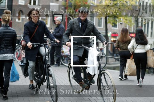 Amsterdam 5 november 2018
Presentatie Linda Man door Linda de Mol en Beau v erven Dorens. Beau had zijn vrouw Selly en kinderen meegenomen