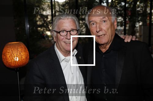 Hilversum 8 oktober 2018
Boek presentatie Peter Koelewijn bij wisseloord studioâ€™s. Het boek is geschreven door Tjerk Lammers. Bert Kremer