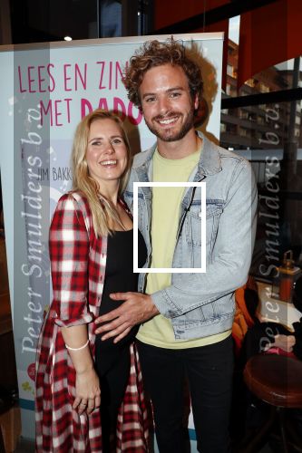 Amstelveen 9 november 2018
Boekpresentatie Jim Bakkum en Kirsten Michel . Bettina Holwerda zwanger met hun kinderen