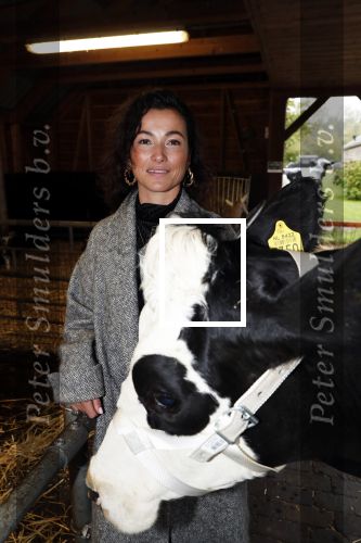 Hilversum 2 oktober 2018
Presentatie voorleesboeken van Katja Schuurman ism Jumbo en Campina. Birgit Schuurman overhandigt eerste exemplaren.