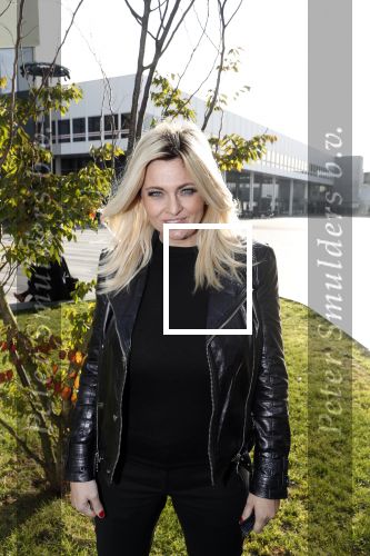 Utrecht 31 oktober 2018
Bobbi Eden en haar man Mark Laurenz met haar nieuwe boek in de jaarbeurs.