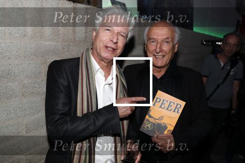 Hilversum 8 oktober 2018
Boek presentatie Peter Koelewijn bij wisseloord studioï¿½s. Het boek is geschreven door Tjerk Lammers.
Peter Koelewijn en Boudewijn de Groot