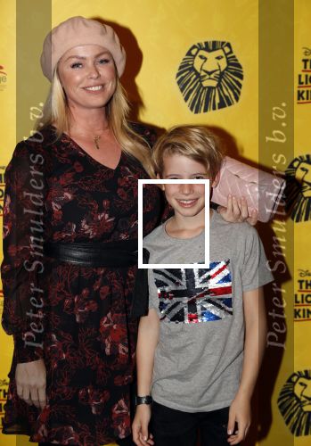 Scheveningen 17 oktober 2018
2 jaar de Lion King in het afas circustheater. Bridget Maasland met zoon Mees