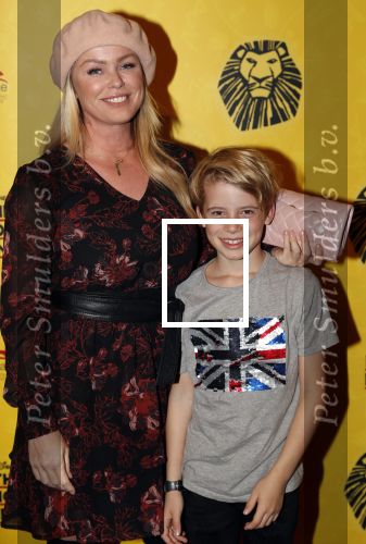 Scheveningen 17 oktober 2018
2 jaar de Lion King in het afas circustheater. Bridget Maasland met zoon Mees