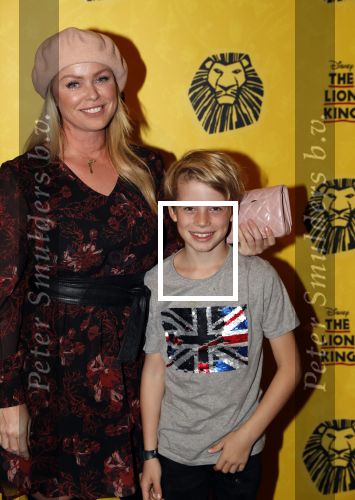 Scheveningen 17 oktober 2018
2 jaar de Lion King in het afas circustheater. Bridget Maasland met zoon Mees