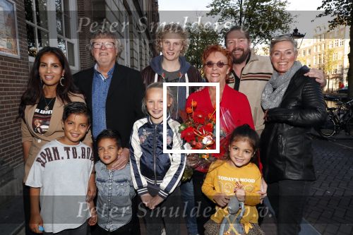 Amsterdam 18 oktober 2018
Boekpresentatie Carry tefsen in het Compagnie theater. carry met familie