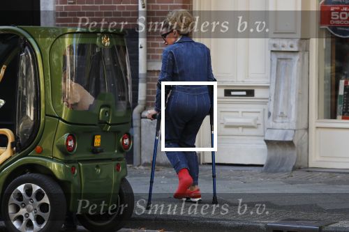 Amsterdam 16 oktober 2018
Connie Witteman doet boodschappen met haar dochter Constanza Breukhoven in haar Connieâ€™s Creative car concept.