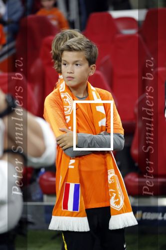 Amsterdam 13 oktober 2018
Nederland - Duitsland in de Johan Cruijff arens . eindstand 3-0
Na de Wedstrijd werden Dirk Kuyt en Rafael v d Vaart  gehuldigd. Dirk had zijn vrouw Gertrude en kinderen meegenomen. Rafael had zijn vriendin Estavan Polman en zijn kinderen Damian en Jesslynn meegenomen . Ook zijn ouders en schoonouders waren erbij.