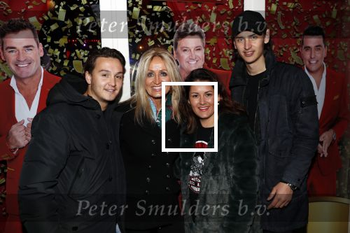 Amsterdam 5 november 2018
Opening Toppers party cafe met Jan Smit Jeroen v d Boom Rene Froger en Gerard Joling. Didier Maxim Natasja en Natasja Froger
