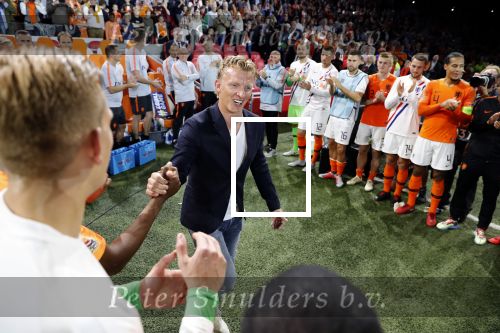 Amsterdam 13 oktober 2018
Nederland - Duitsland in de Johan Cruijff arens . eindstand 3-0
Na de Wedstrijd werden Dirk Kuyt en Rafael v d Vaart  gehuldigd. Dirk had zijn vrouw Gertrude en kinderen meegenomen. Rafael had zijn vriendin Estavan Polman en zijn kinderen Damian en Jesslynn meegenomen . Ook zijn ouders en schoonouders waren erbij.