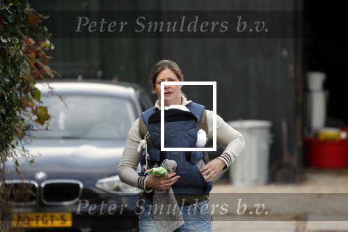Wijdewormer 19 oktober 2018
Marnix Knetemann aan het werk op zijn boerderij. Zij zus Elise komt op bezoek met haar pas geboren baby.