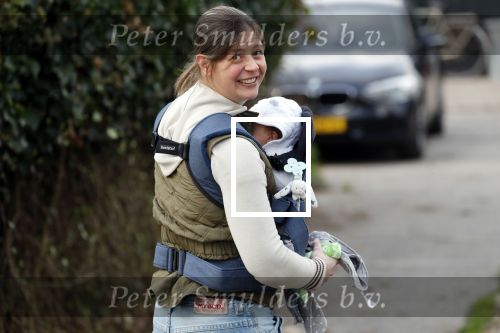 Wijdewormer 19 oktober 2018
Marnix Knetemann aan het werk op zijn boerderij. Zij zus Elise komt op bezoek met haar pas geboren baby.