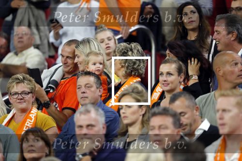 Amsterdam 13 oktober 2018
Nederland - Duitsland in de Johan Cruijff arens . eindstand 3-0
Na de Wedstrijd werden Dirk Kuyt en Rafael v d Vaart  gehuldigd. Dirk had zijn vrouw Gertrude en kinderen meegenomen. Rafael had zijn vriendin Estavan Polman en zijn kinderen Damian en Jesslynn meegenomen . Ook zijn ouders en schoonouders waren erbij.