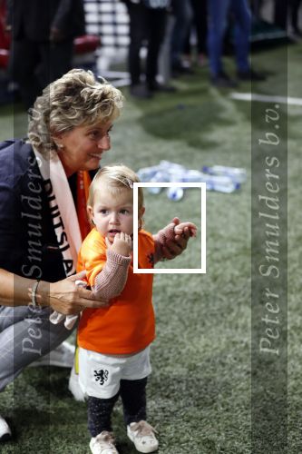 Amsterdam 13 oktober 2018
Nederland - Duitsland in de Johan Cruijff arens . eindstand 3-0
Na de Wedstrijd werden Dirk Kuyt en Rafael v d Vaart  gehuldigd. Dirk had zijn vrouw Gertrude en kinderen meegenomen. Rafael had zijn vriendin Estavan Polman en zijn kinderen Damian en Jesslynn meegenomen . Ook zijn ouders en schoonouders waren erbij.