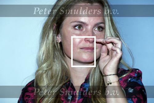 Amsterdam 23 oktober 2018
Boekpresentatie van Antoinette Scheulderman in de soho House . Eva Jinek overhandigt haar het eerste boek. Fatima Moreira de Melo