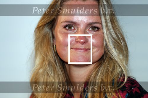 Amsterdam 23 oktober 2018
Boekpresentatie van Antoinette Scheulderman in de soho House . Eva Jinek overhandigt haar het eerste boek. Fatima Moreira de Melo