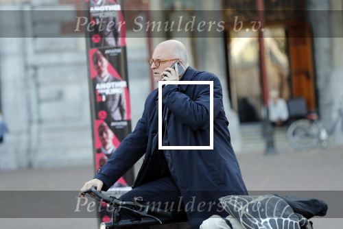 Amsterdam 16 oktober 2018
Felix Rottenberg bellend op de fiets.