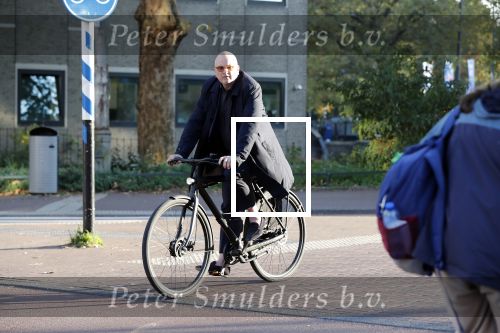 Amsterdam 16 oktober 2018
Felix Rottenberg bellend op de fiets.