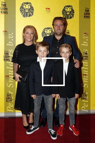 Scheveningen 17 oktober 2018
2 jaar de Lion King in het afas circustheater. Fiona Hering met man en kinderen