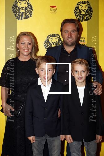 Scheveningen 17 oktober 2018
2 jaar de Lion King in het afas circustheater. Fiona Hering met man en kinderen