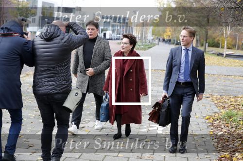 Amsterdam 13 november 2018
Frank Masmeijer komt met zijn advocaat Carry Knoops aan bij de rechtbank. Heel veel pers vangt hem op. Hij wordt daarna meteen uitgeleverd aan Belgie.